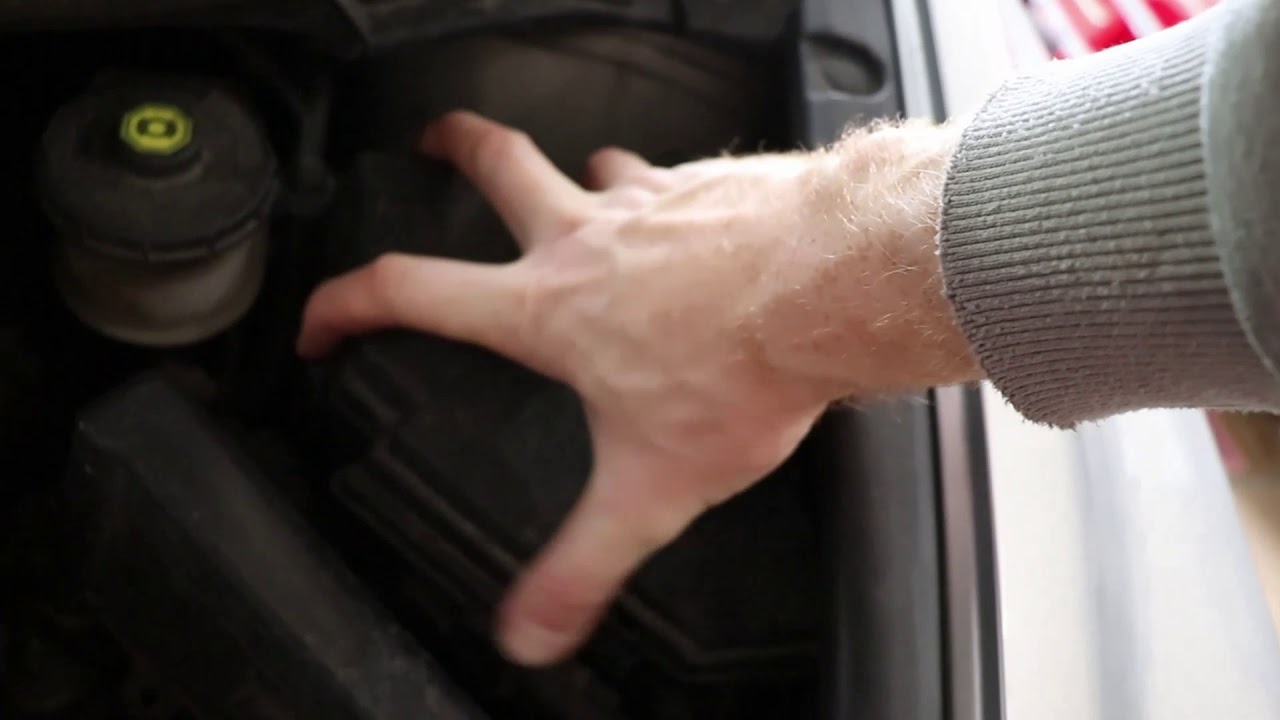 Ремонт розетки Honda Civic Power Outlet 2006–2011 гг.