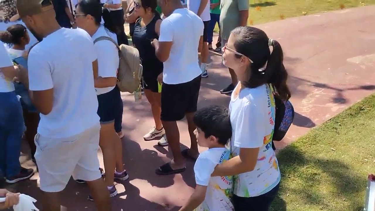 Caminhada dos autistas na cidade de Sarzedo
