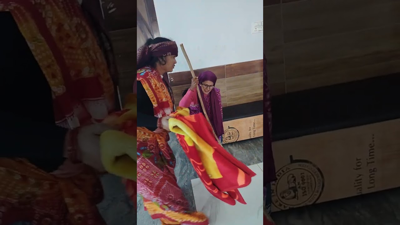 पहाड़ी अम्मा गई अपने दीदी के घर