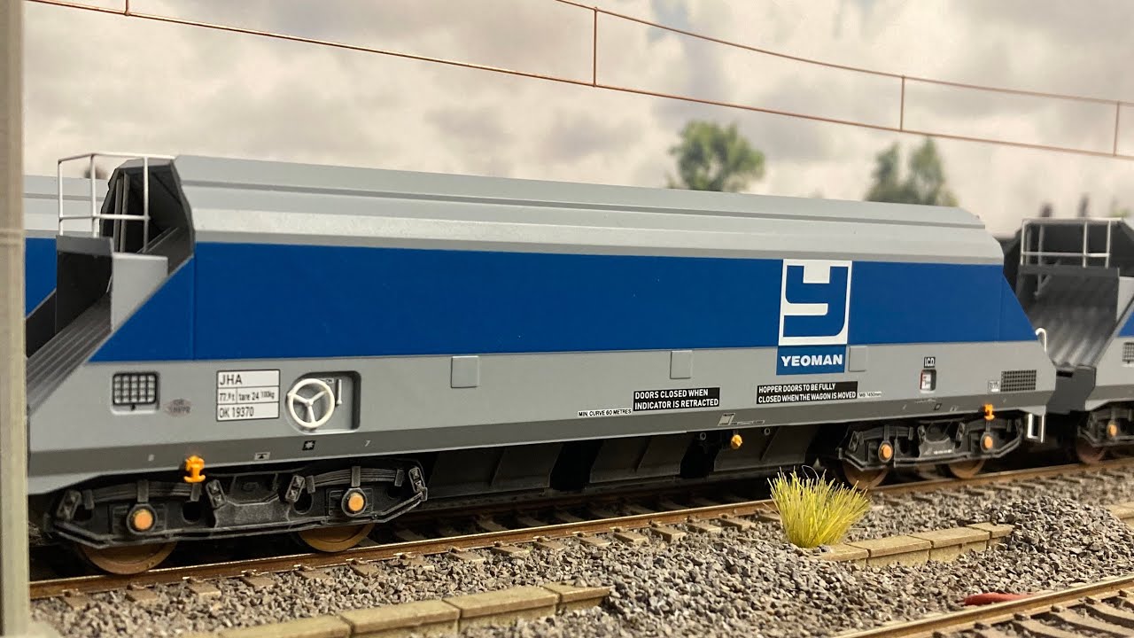 dapol 102t O&K JHA hopper wagon