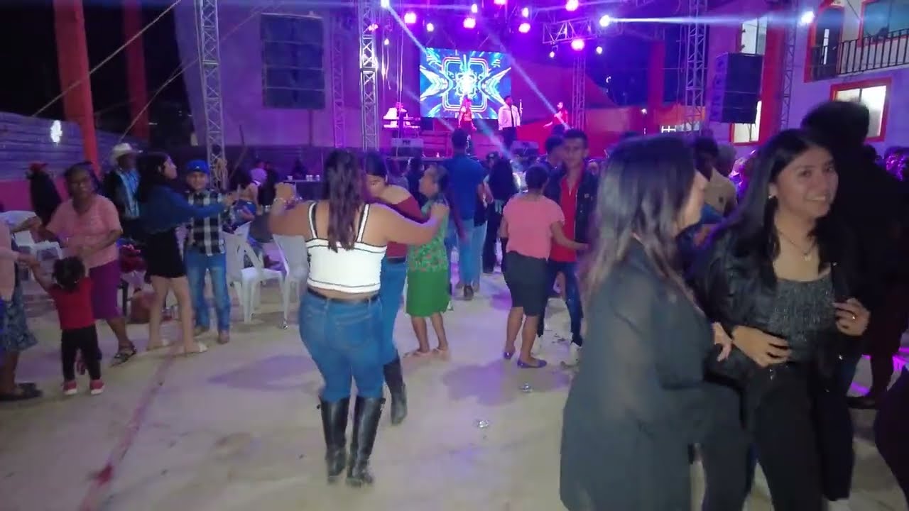 El Orgullo de Oaxaca en Eloxochitlan Puebla7