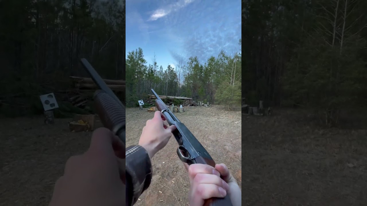 😎Check out this Vintage 1940 dated Ithaca Model 37 #shotgun