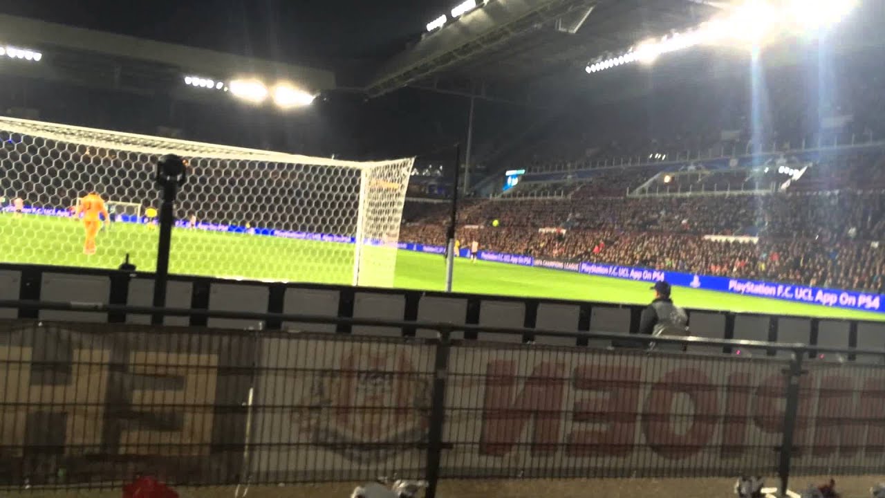 PSV Support: Sfeermovie PSV-VfL Wolfsburg : 3-11-15 : 2-0