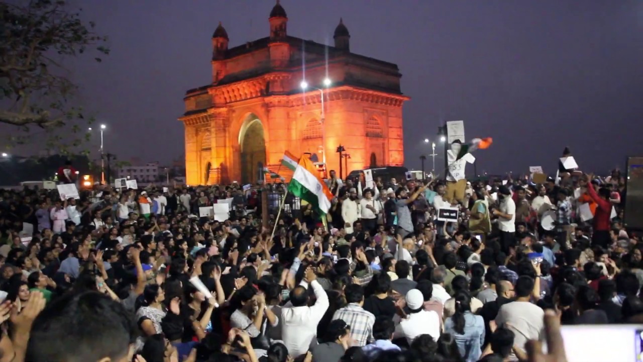 Gateway of India, Mumbai Protest on JNU Attack 06-01-20