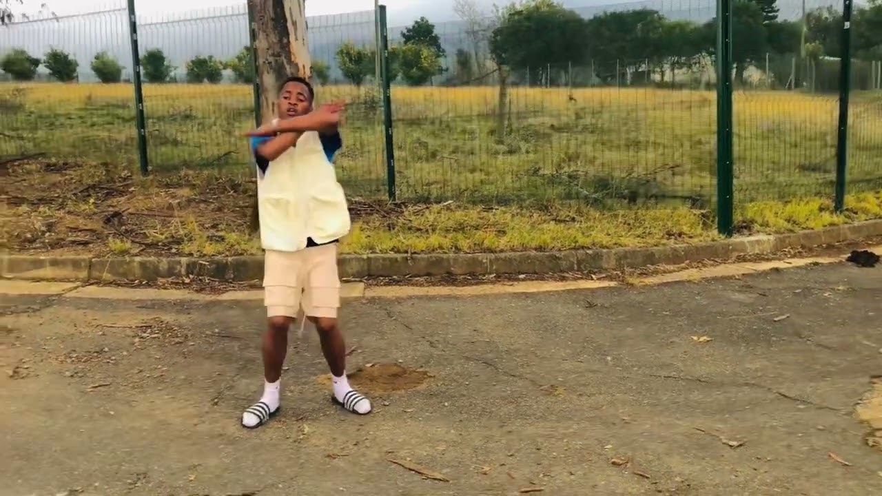 eyy kuthwa enjoy your little piece to become a master piece skeem💁🏾‍♂️😅🔥🔥🤫