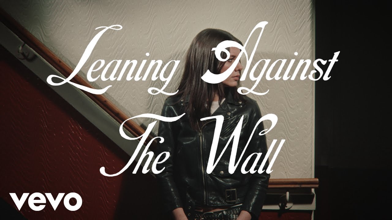 Wolf Alice - Leaning Against The Wall (Official Lyric Video)