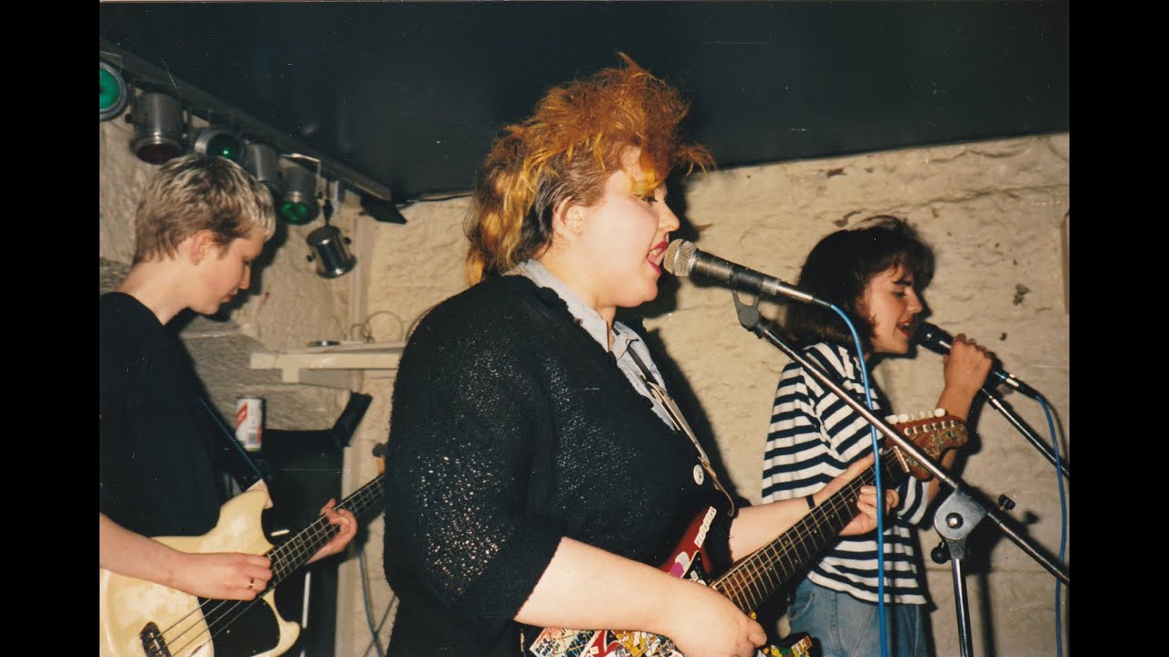 The Fizzbombs live at the Onion Cellar (Edinburgh) - 16 April 1987