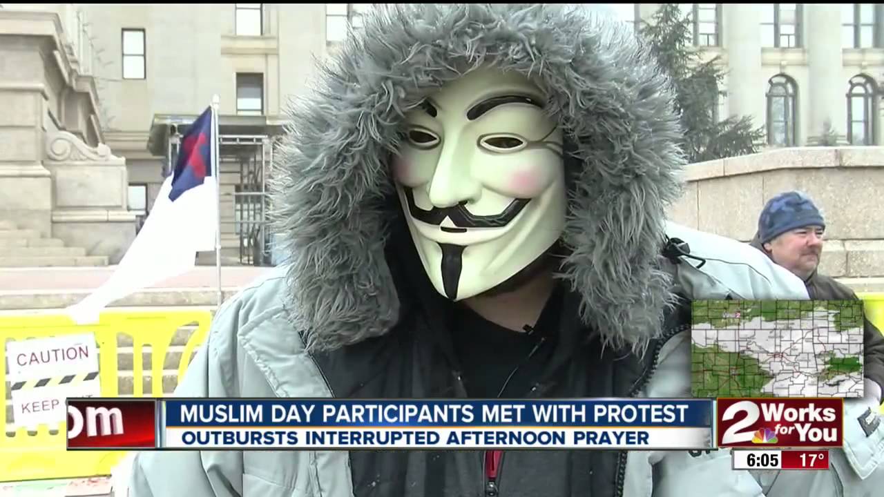 Oklahoma Muslim Day Participants Met With Protest