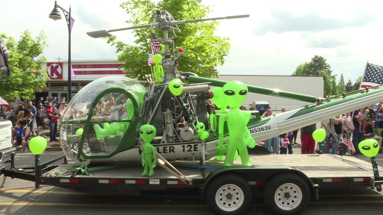 McMinnville UFO Festival Parade 2018