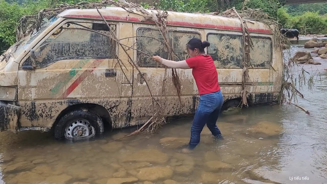 She saw the 1981 Toyota stuck in the middle of the river; would it still start?