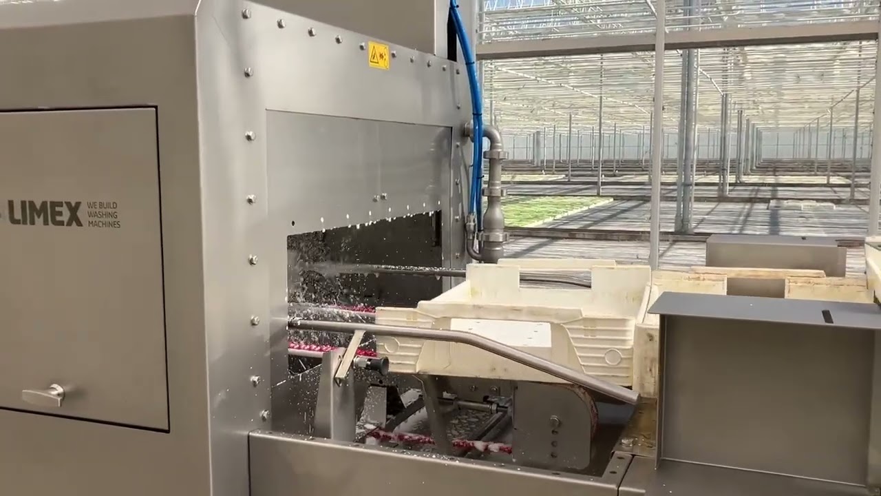 Crate and tray washing machine and foam disinfection Limex
