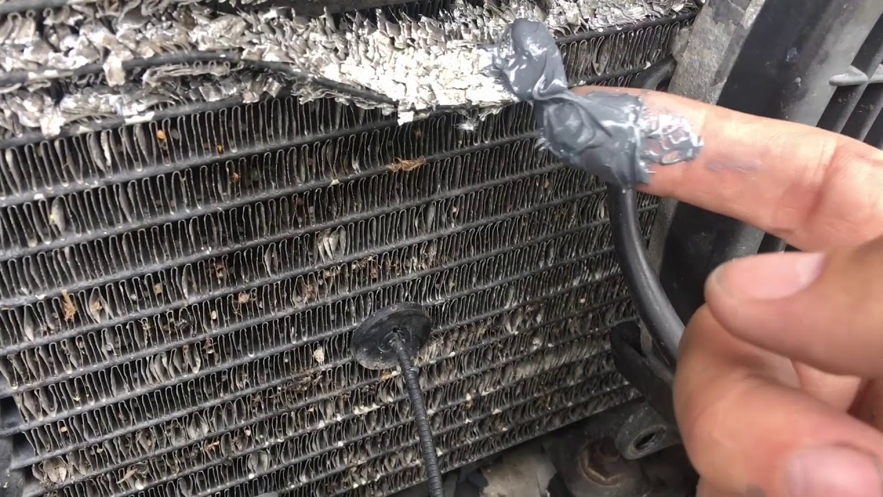 как починить конденсатор кондиционера с помощью JB Weld Quick Fix (Sprinter 2005)