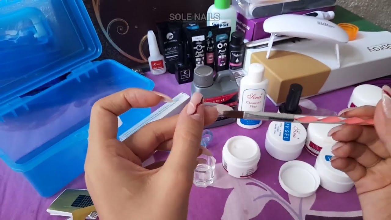 شرح عن محتويات صندوق اكريلك باودر وطريقة استخدامه🌸