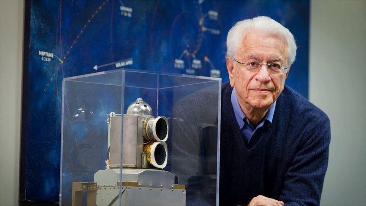 Μια Σύγχρονη Οδύσσεια: Το ταξίδι των Voyagers από τη Γη στο Γαλαξία - 1977-2021 (Στ. Κριμιζής)