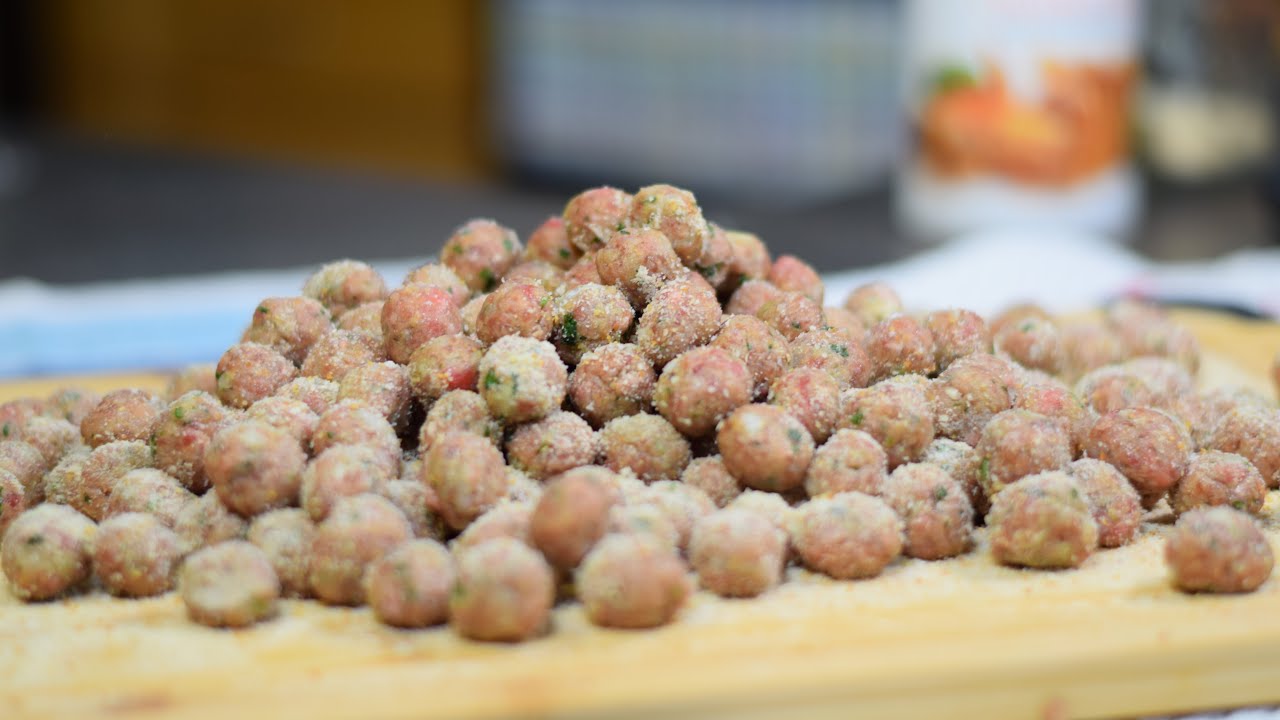 Kako napraviti domace mesne kuglice kao dodatak za domace supe, corbe i paste - Meatballs for soup