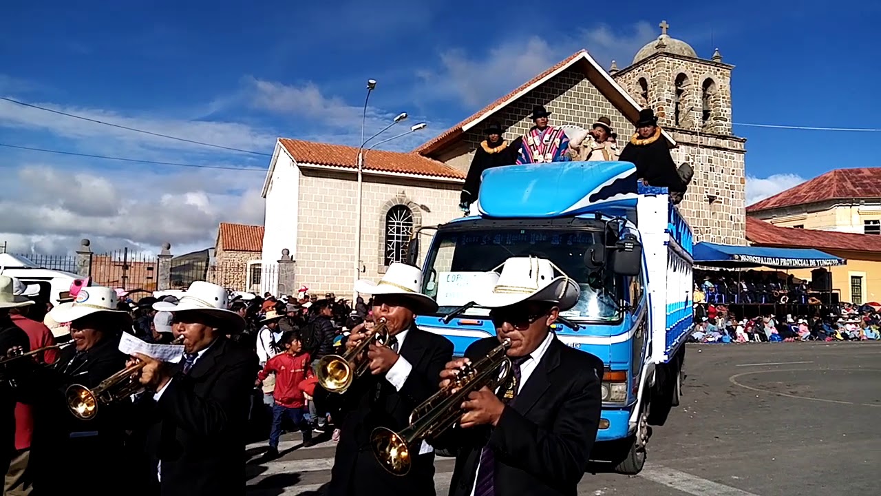 Fiesta tradicional de Yunguyo en los roscasiris 2020 segunda parte.