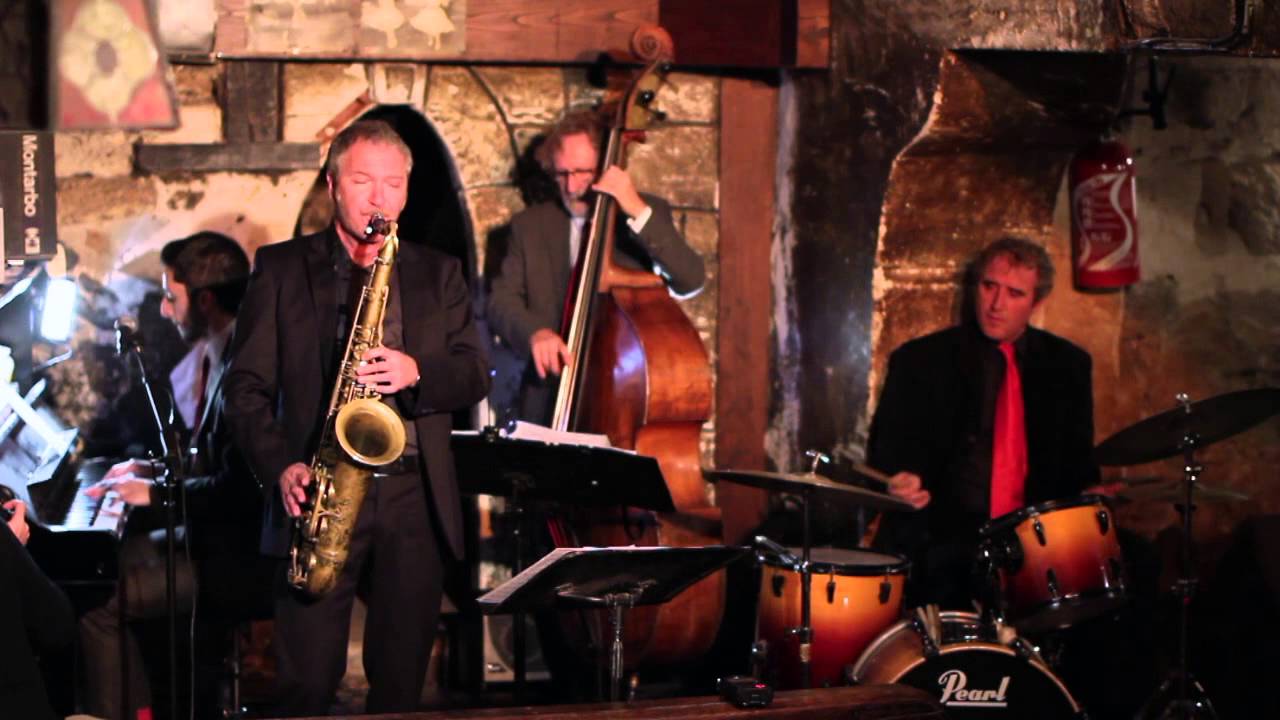 Stranger in Paradise - Alex Golino & Pablo Campos Trio