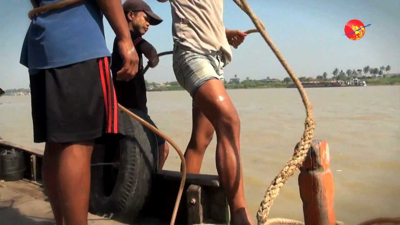 Dive in The Rangoon River