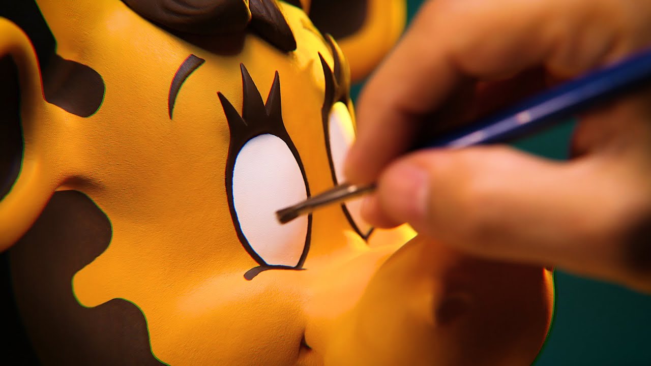 A TRU Goodbye - Sculpting Geoffrey the Giraffe from Toys R Us