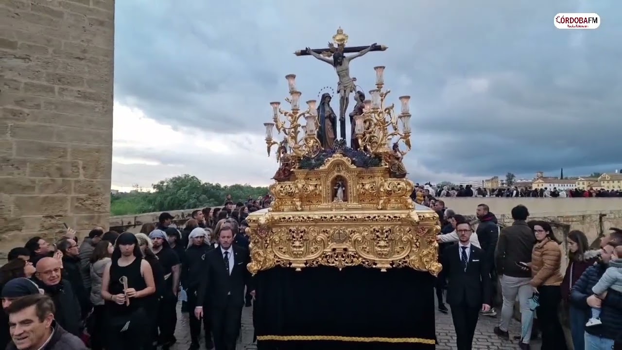 Traslado de La Hermandad del Amor a su Templo tras resguardarse en la Catedral en Semana Santa
