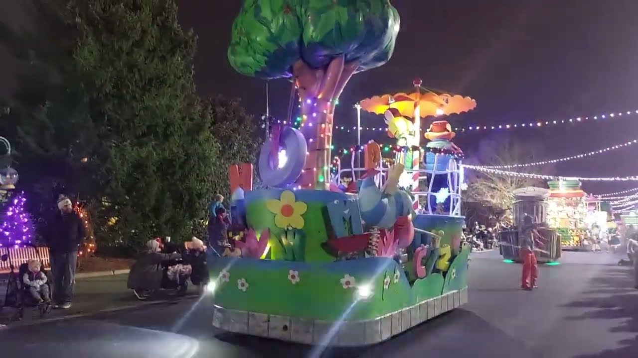 Our Day at Sesame Place |New Years Day Special Full Christmas Parade | New Years Eve Fireworks