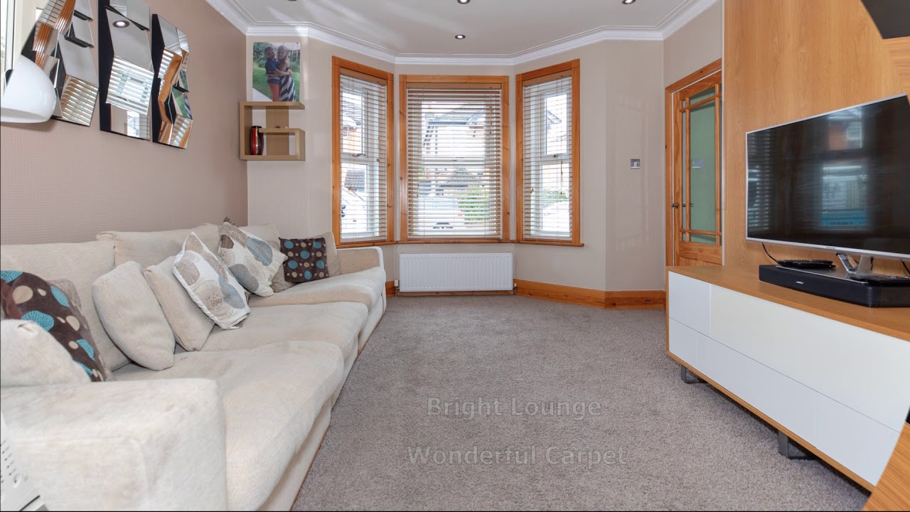 Incredible 3 Bed Detached Modern Home in Moordown