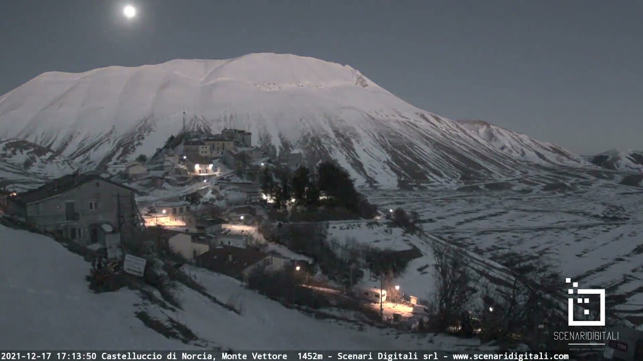 Timelapse Castelluccio di Norcia - DICEMBRE 2021
