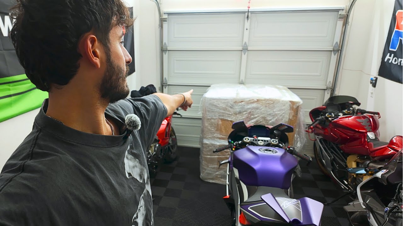 UNBOXING MY NEW NINJA H2R PACKAGE!