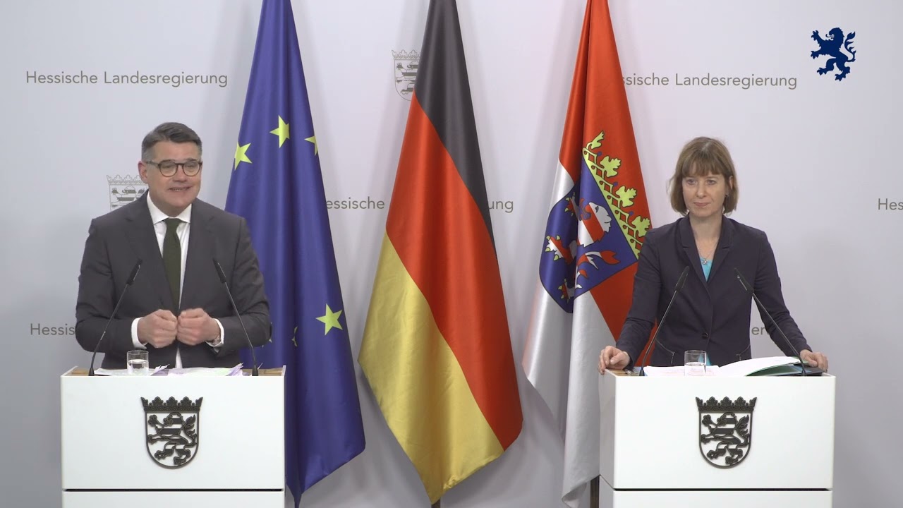 13.12.2024: Pressekonferenz zur Bezahlkarte