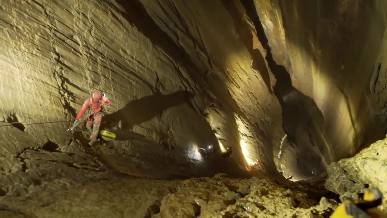 LA SIMA O POZO MTDE  - RUESGA (CANTABRIA)