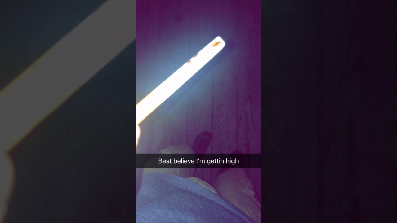 Smoking dabs off a cigarette