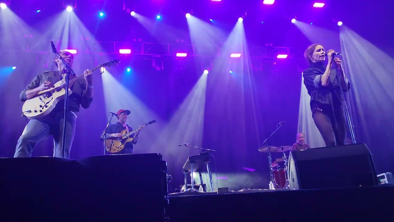The Cardigans - Sick & Tired, Live Pepsi Center 2026