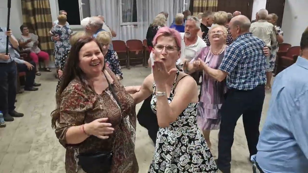 25 maja 2024  Znakomita kapela Bronka Machla i niezawodni goście na zabawie w Sycynie.