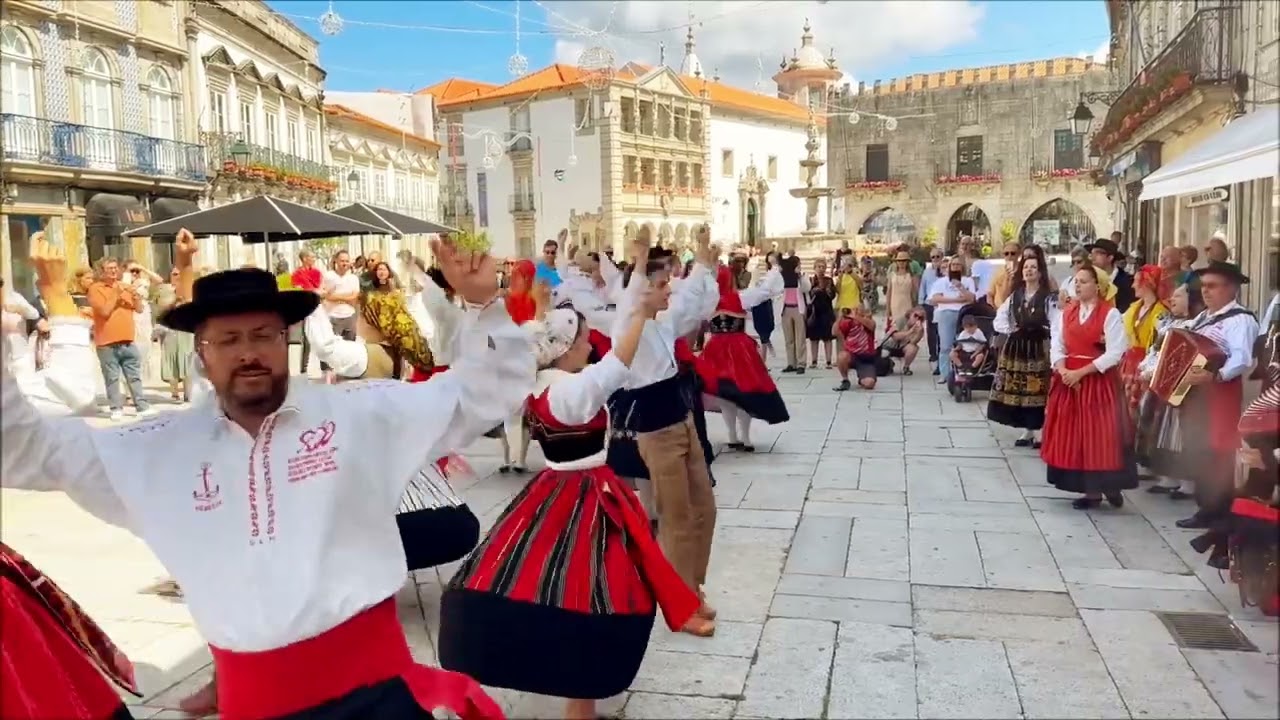 VIANA DO CASTELO - Grupo Folclore na Praça da República - Agosto de 2023