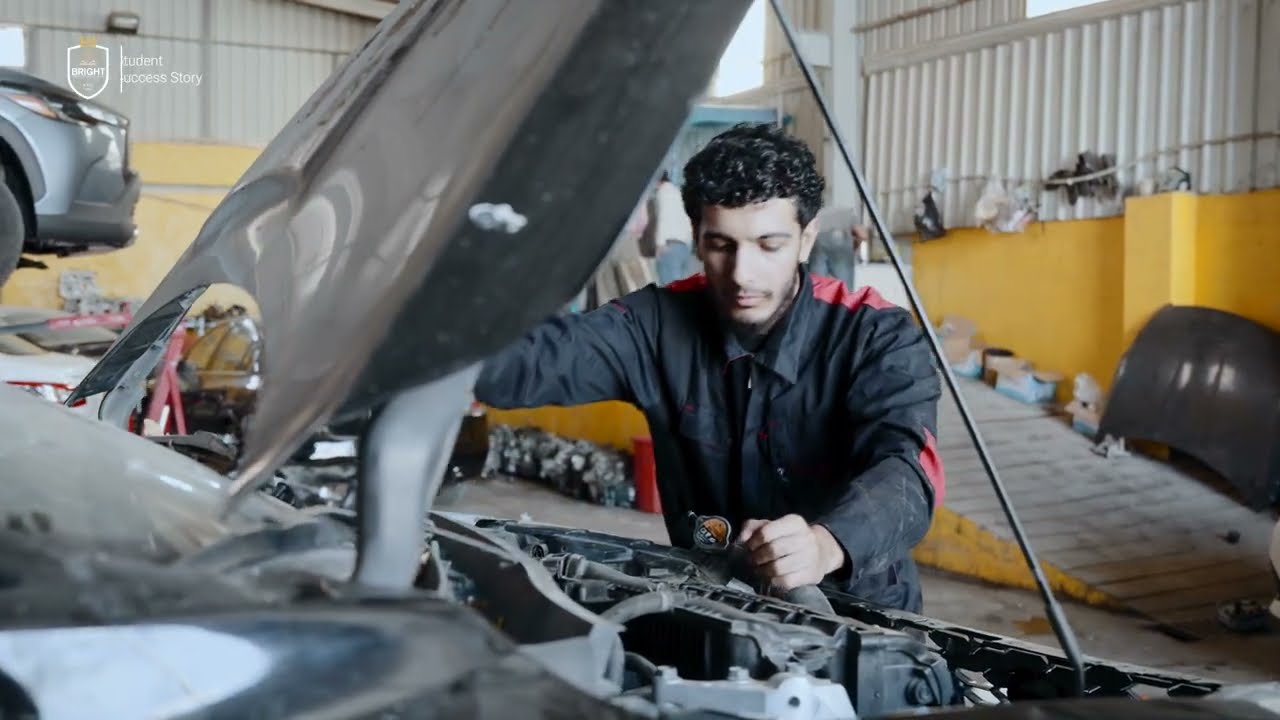 بەشی میکانیکی ئۆتۆمبێل لە پەیمانگەی تەکینکی و پیشەیی بڕایت