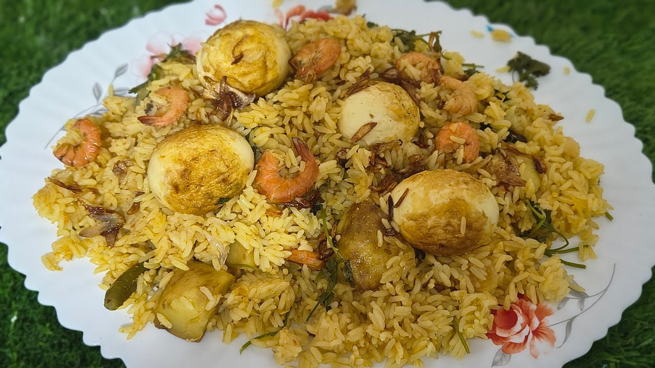 দুনিয়ার সবচেয়ে সহজ ডিম বিরিয়ানি রান্নার রেসিপি। কোনো অংশে মাংসের বিরিয়ানি থেকে কম নয় 