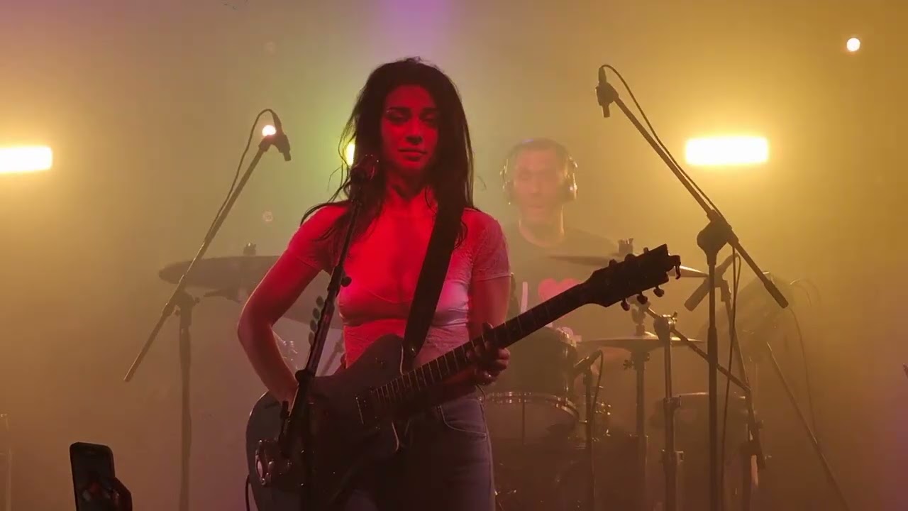 נינט טייב - משהו טוב