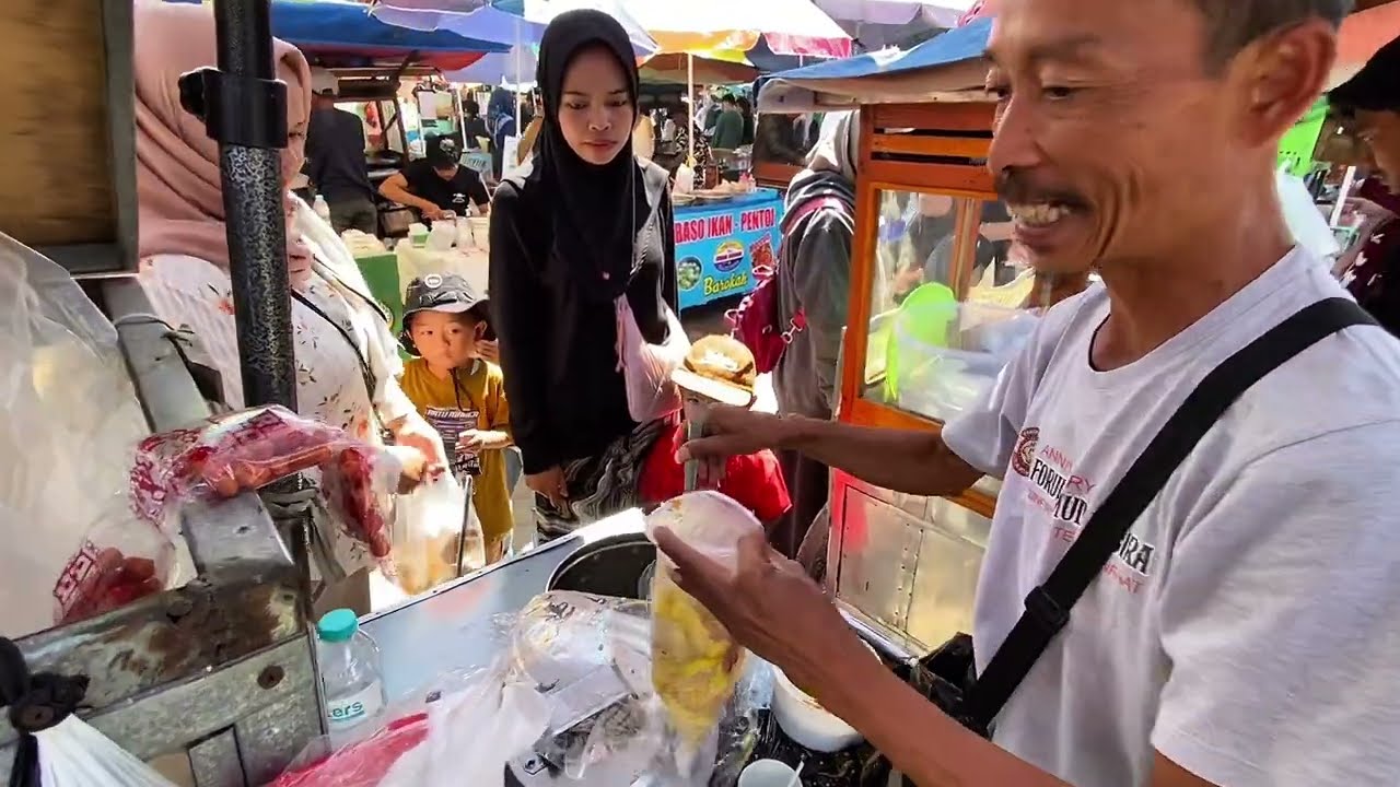 VIRAL KERUPUK MANG EDEN YANG SELALU RAME
