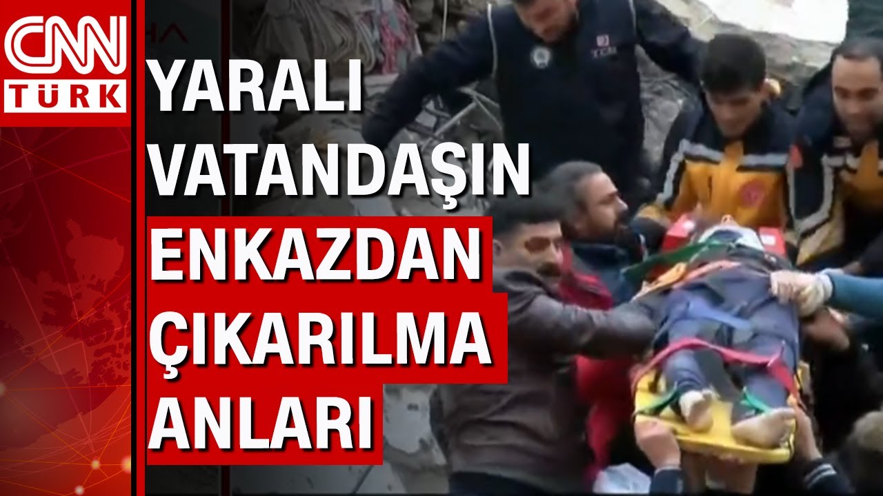 Diyarbakır'daki depremzede enkaz altından böyle çıkarıldı!