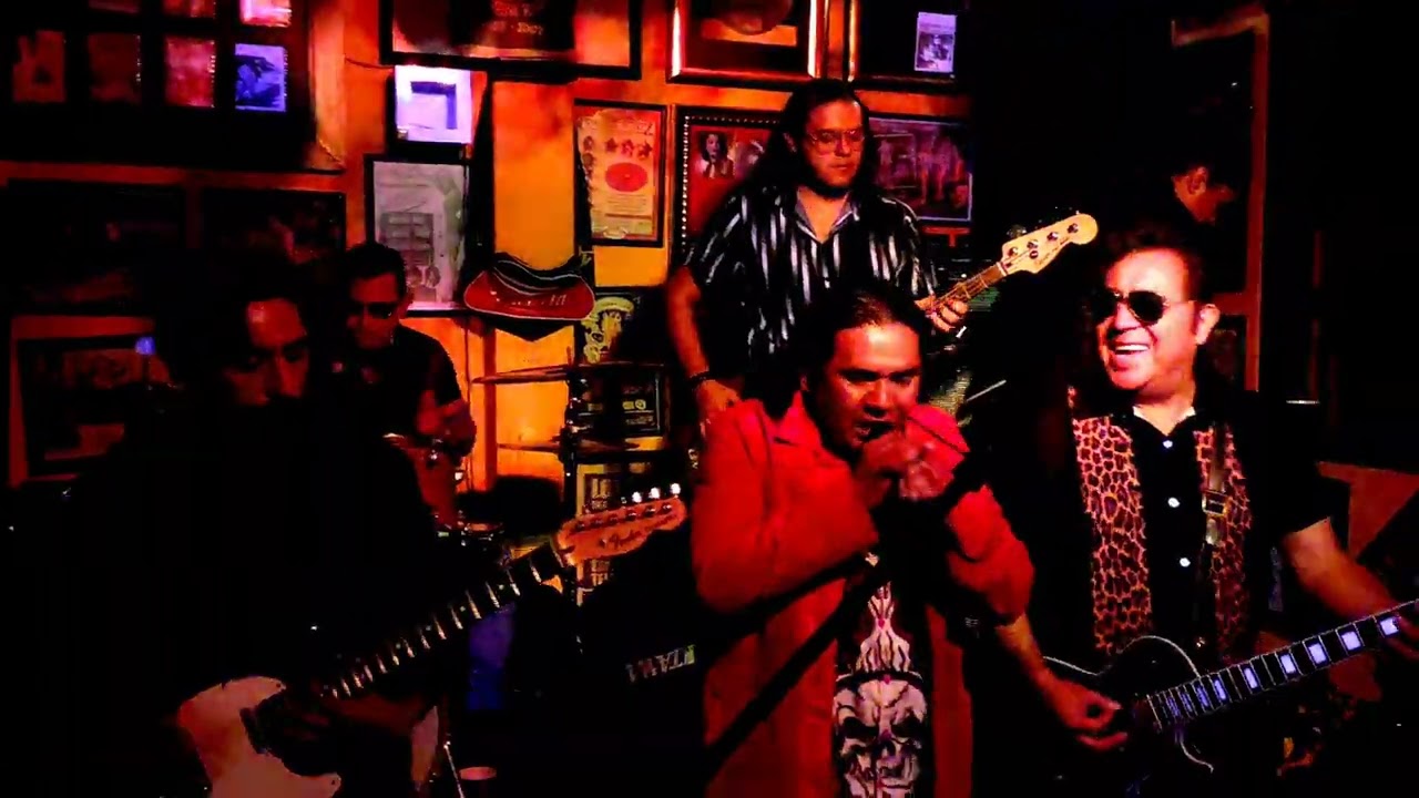 Se acabó .- CALLES OSCURAS #charlyrocktv #carloshyperdj #rock #rockmexicano #rockmexico 