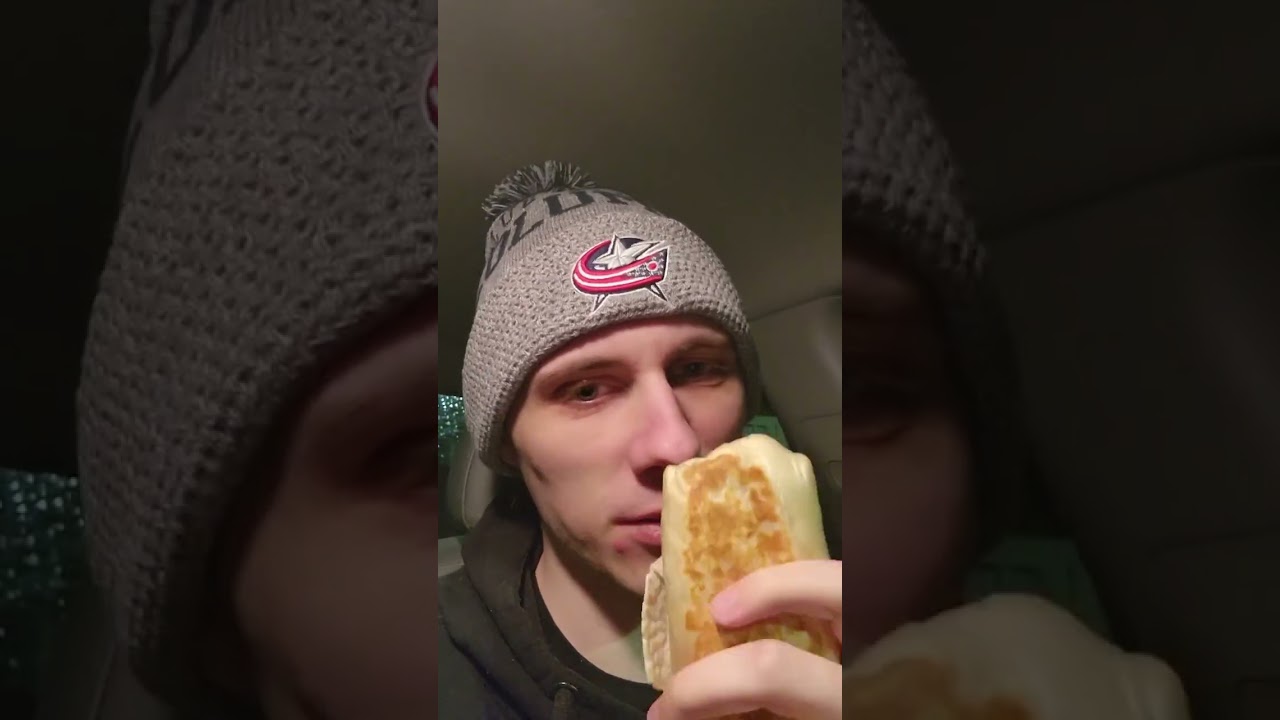 Taco Bell Quesarito Review 
