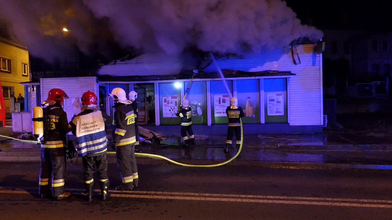 Pożar sklepu Żabka przy ul. Zwycięstwa w Międzyzdrojach