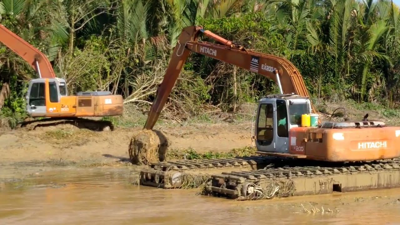 AMFIBIA EXCAVATOR HITACHI EX 200 DAN LONG ARM EXCAVATOR HITACHI ZAXIS 200 KOREK KELEBOQ DAN KANGKUNG