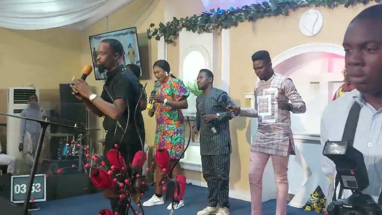 Michael Stuckey Awesome God performance @AgapeOgba