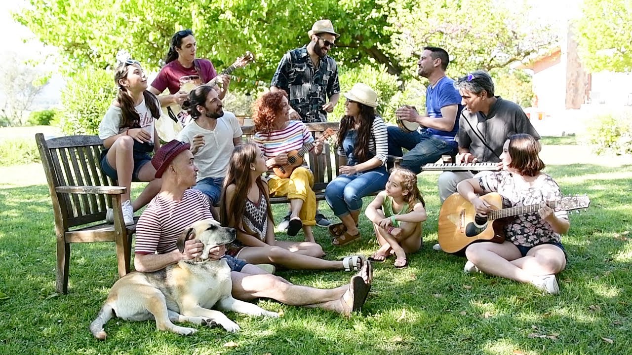 Dàmaris Gelabert - Comença l'estiu! (Videoclip Oficial)