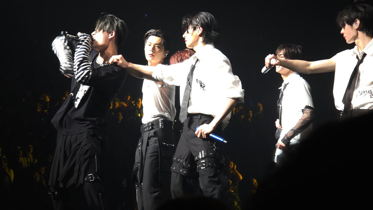 240426 ENHYPEN - Attention, please! + ParadoXXX Invasion | Fate+ Tour in Oakland [4K Fancam]