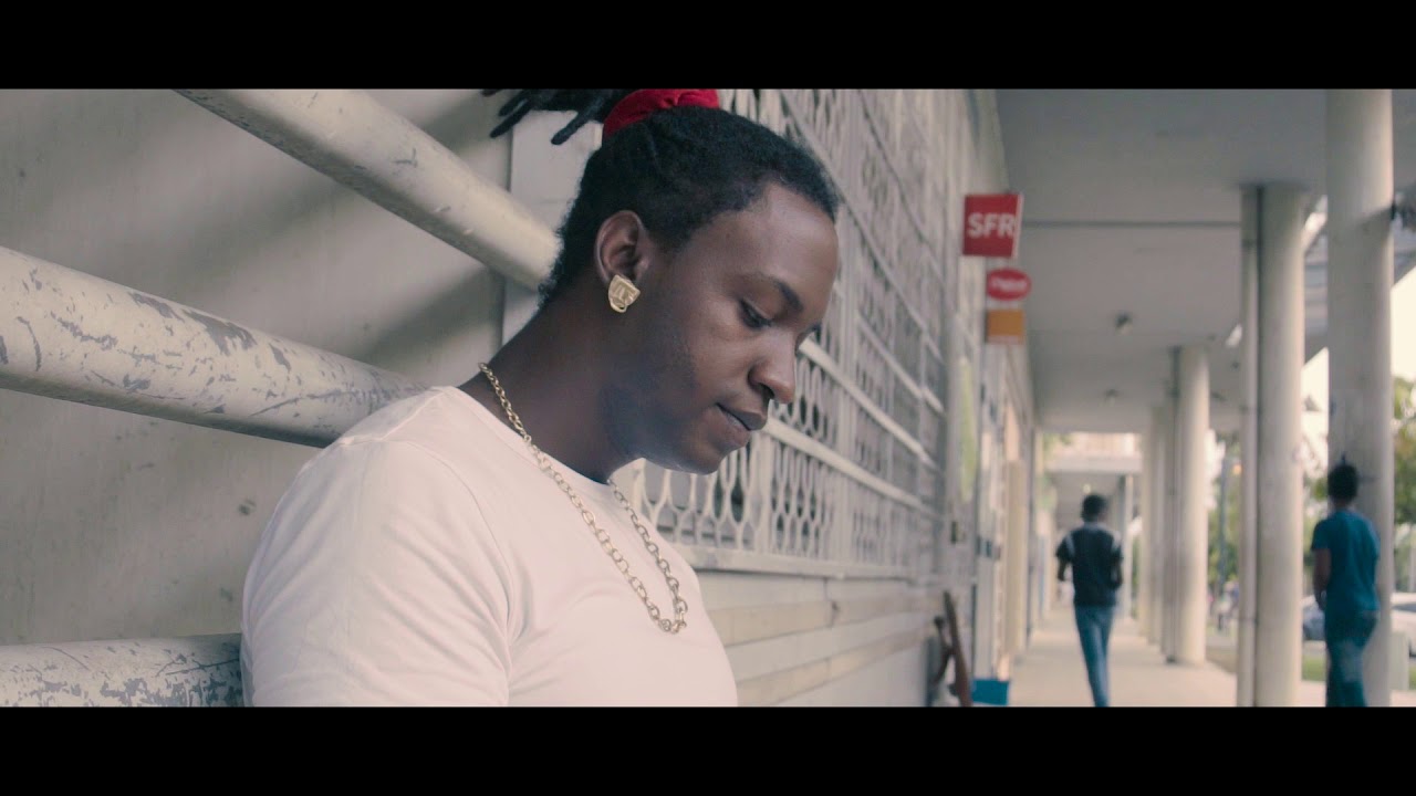 DOUCI GEE - SANS AUCUNE CRAINTE - Clip Officiel Ao&ucirc;t 2018