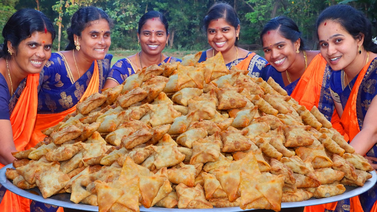 CHICKEN BUFFS | Homemade Chicken Puffs Recipe | Road Side Evening Snacks Recipe Cooking In Village