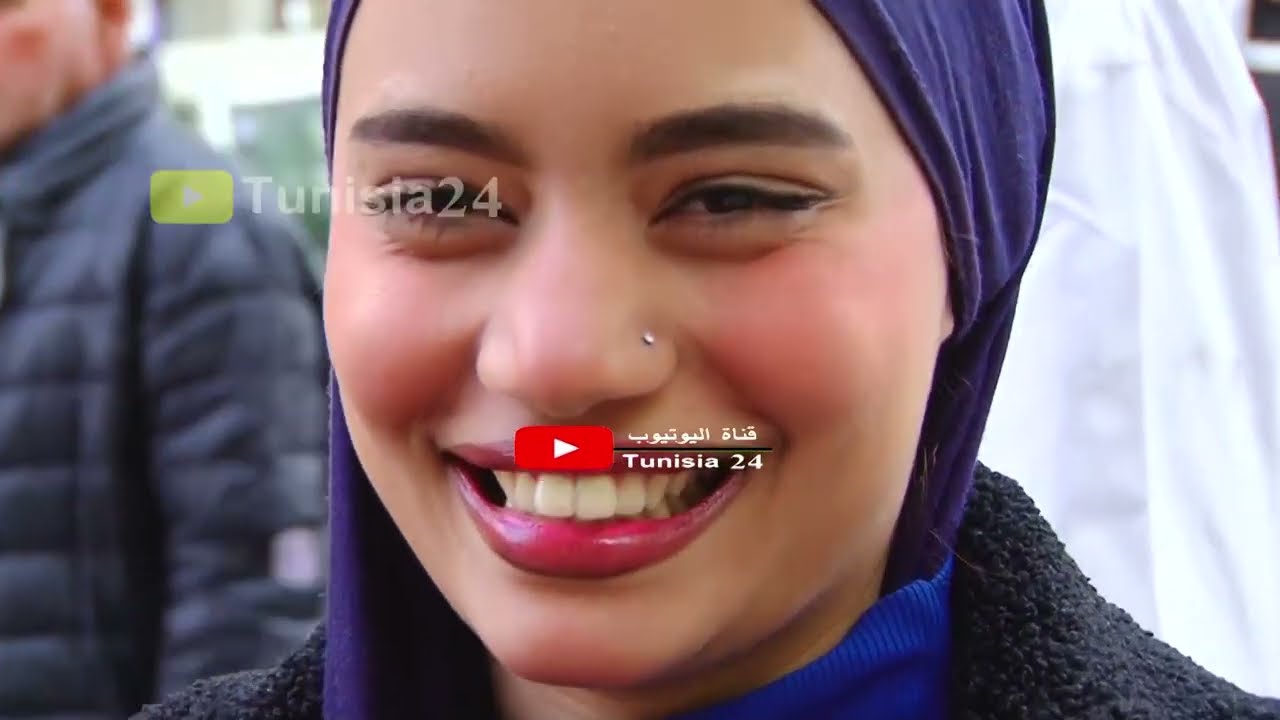 لو خيروني بين حب وفلوس نختار الحب..مخطوبة ومع بعضنا 5سنين وقريبا العرس..لا يعنيني الذهب ولا الموسم!