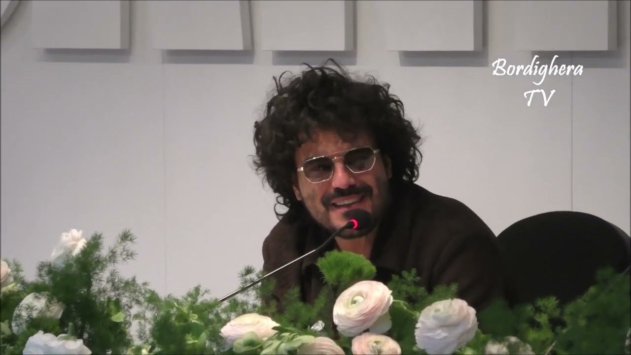 FRANCESCO RENGA PRESENTA IL SUO BRANO 